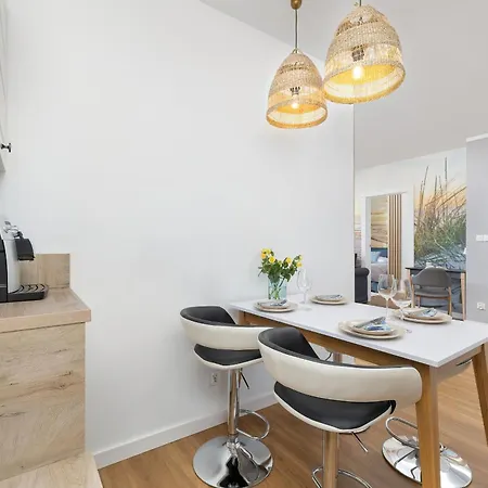 Bright Spacious With Parking Mazowiecka By Renters *