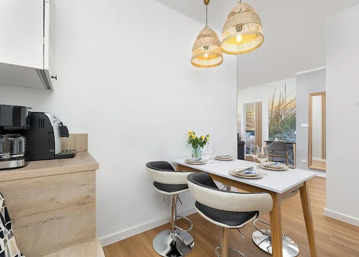 Bright Spacious With Parking Mazowiecka By Renters *