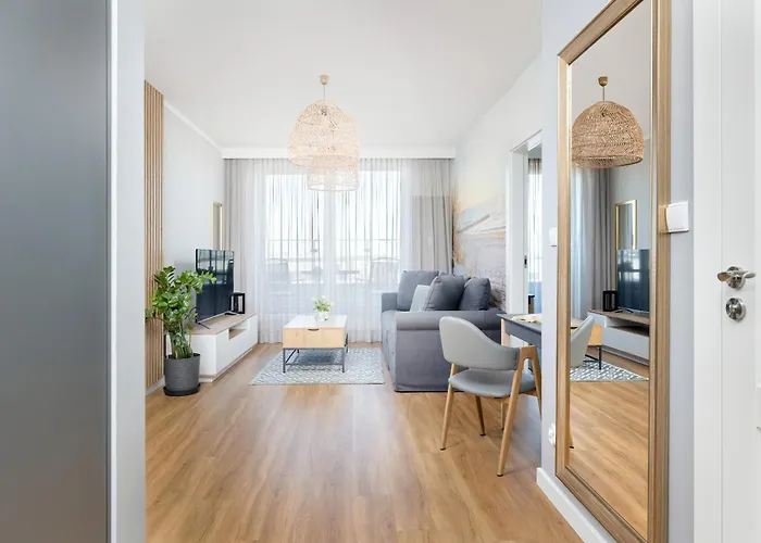 Bright Spacious With Parking Mazowiecka By Renters * Kolobrzeg