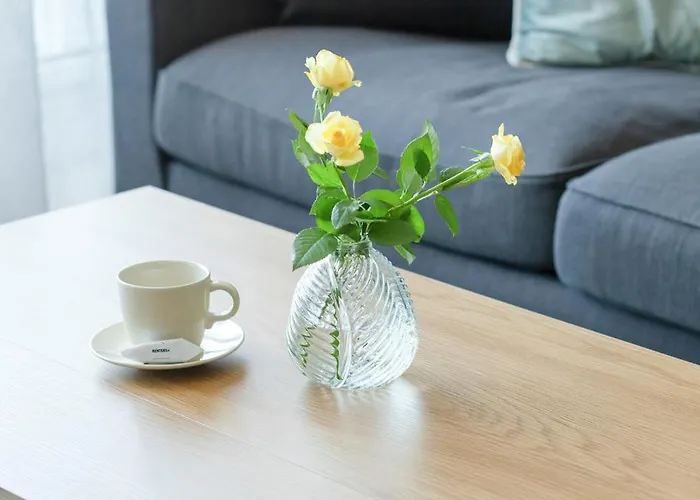 Apartment Bright Spacious With Parking Mazowiecka By Renters *