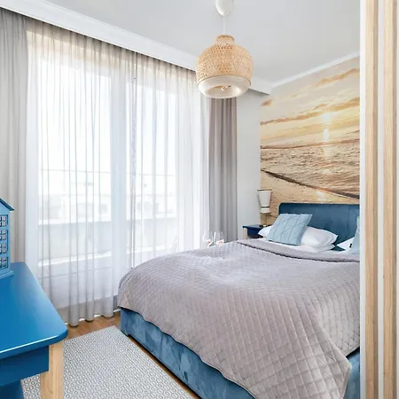 Bright Spacious With Parking Mazowiecka By Renters * Kołobrzeg