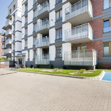 Appartement Bright Spacious With Parking Mazowiecka By Renters